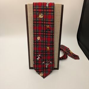 Warner Bros. Red Plaid Character Tie Looney Tunes Porky Pig